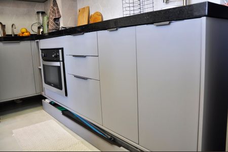 Apartamento à venda com 34m², 2 quartos e sem vaga Apartamento à venda com 34m², 2 quartos e sem vagaDetalhe - Cozinha Americana