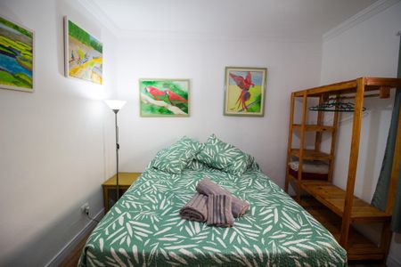 Casa para alugar com 24m², 1 quarto e sem vagaQuarto