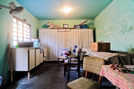Casa para alugar com 430m², 1 quarto e sem vagaÁrea externa