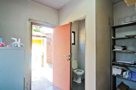 Casa para alugar com 430m², 1 quarto e sem vagaEscritório