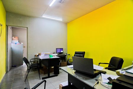 Casa para alugar com 430m², 1 quarto e sem vagaEscritório
