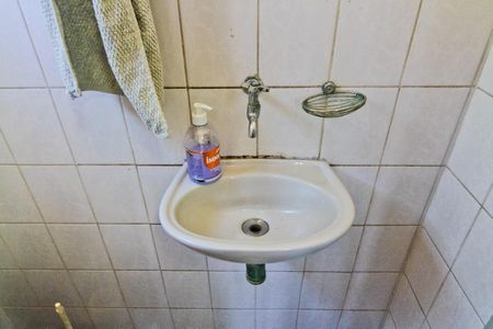 Casa para alugar com 430m², 1 quarto e sem vagaEscritório - banheiro