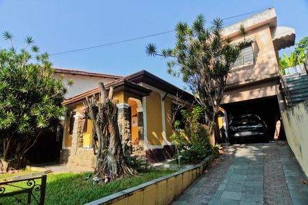 Casa para alugar com 430m², 1 quarto e sem vagaÁrea externa