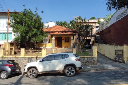 Casa para alugar com 430m², 1 quarto e sem vagaFachada