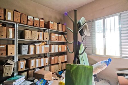 Casa para alugar com 430m², 1 quarto e sem vagaEdícula