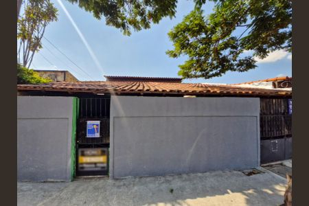 Casa à venda com 150m², 3 quartos e 3 vagasFachada+Plaquinha