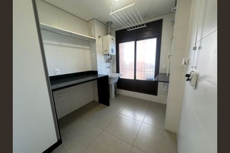 Apartamento para alugar com 228m², 3 quartos e 4 vagasÁrea de Serviço