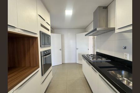 Apartamento para alugar com 228m², 3 quartos e 4 vagasCozinha