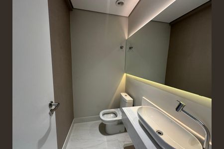 Apartamento para alugar com 228m², 3 quartos e 4 vagasLavabo