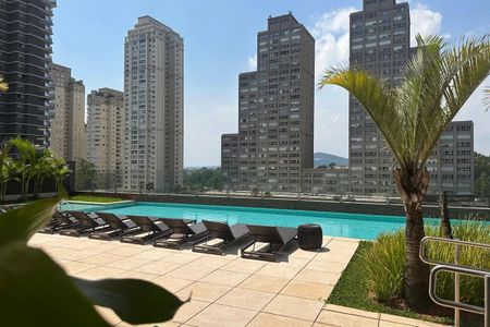 Apartamento para alugar com 228m², 3 quartos e 4 vagasÁrea comum - Piscina