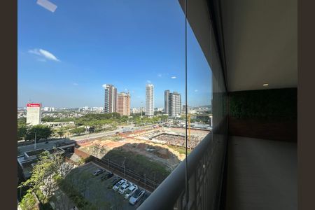 Apartamento para alugar com 228m², 3 quartos e 4 vagasVista