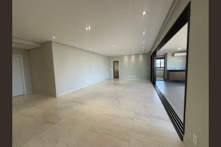 Apartamento para alugar com 228m², 3 quartos e 4 vagasSala