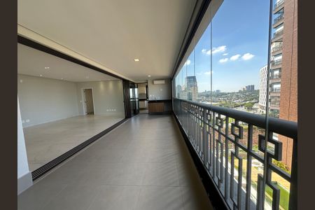 Apartamento para alugar com 228m², 3 quartos e 4 vagasVaranda da Sala