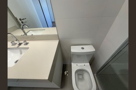 Apartamento para alugar com 228m², 3 quartos e 4 vagasBanheiro da Suíte 2