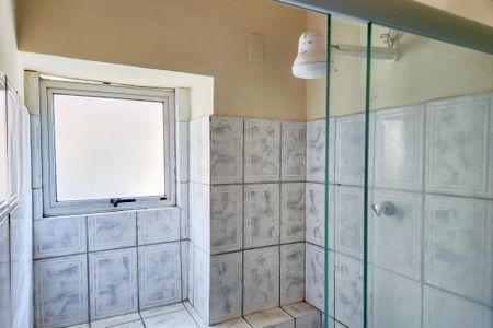 Banheiro  de apartamento para alugar com 1 quarto, 21m² em Gamboa, Rio de Janeiro