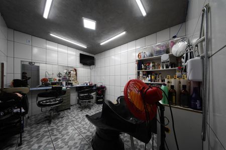 Casa à venda com 330m², 3 quartos e 2 vagasQuarto de Serviço