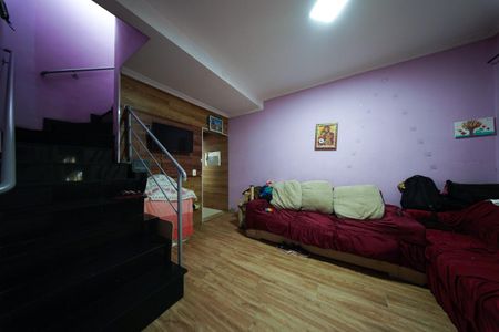 Casa à venda com 330m², 3 quartos e 2 vagasSala