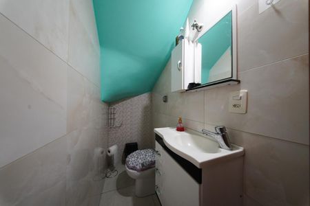 Casa à venda com 330m², 3 quartos e 2 vagasLavabo