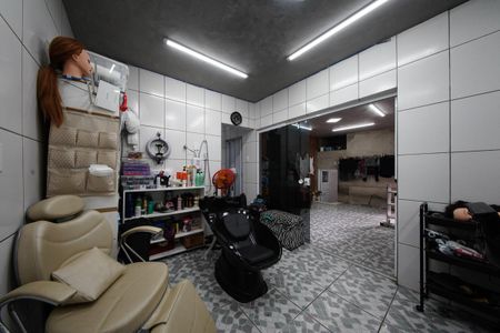 Casa à venda com 330m², 3 quartos e 2 vagasQuarto de Serviço