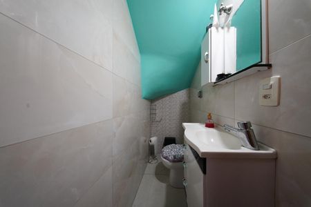 Casa à venda com 330m², 3 quartos e 2 vagasLavabo