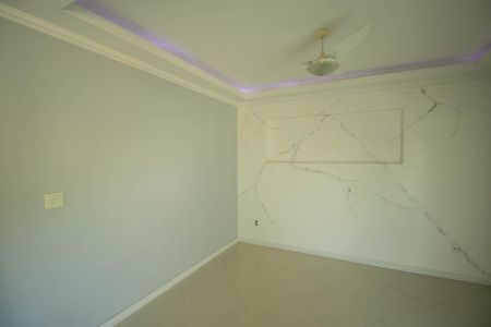 Casa de condomínio para alugar com 240m², 4 quartos e 4 vagasSala