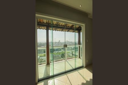 Casa de condomínio para alugar com 240m², 4 quartos e 4 vagasSuíte 1