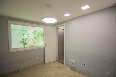 Casa de condomínio para alugar com 240m², 4 quartos e 4 vagasQuarto 3