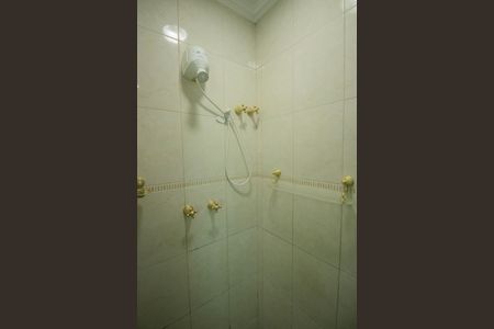 Casa de condomínio para alugar com 240m², 4 quartos e 4 vagasBanheiro da Suíte 1