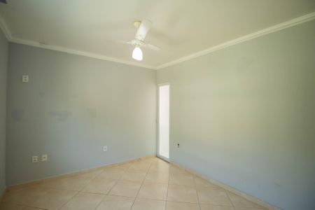 Casa de condomínio para alugar com 240m², 4 quartos e 4 vagasQuarto 1