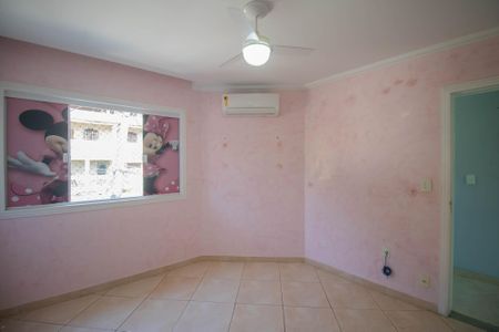 Casa de condomínio para alugar com 240m², 4 quartos e 4 vagasQuarto 2