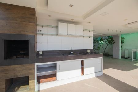 Casa de condomínio para alugar com 240m², 4 quartos e 4 vagasChurrasqueira