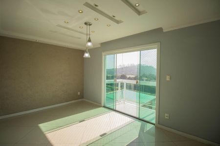 Sala 2 de casa de condomínio para alugar com 4 quartos, 240m² em Rio do Ouro, São Gonçalo