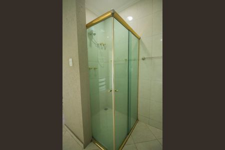 Casa de condomínio para alugar com 240m², 4 quartos e 4 vagasBanheiro da Suíte 1