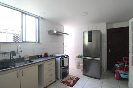 Apartamento para alugar com 265m², 3 quartos e 3 vagasCozinha