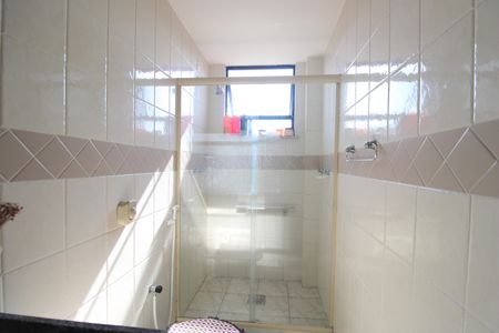 Apartamento para alugar com 265m², 3 quartos e 3 vagasBanheiro social