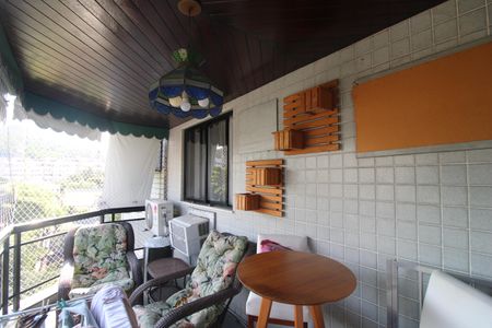 Sala - Varanda de apartamento para alugar com 3 quartos, 265m² em Freguesia (jacarepaguá), Rio de Janeiro