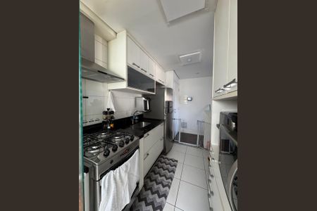 Apartamento à venda com 70m², 2 quartos e 2 vagas Apartamento à venda com 70m², 2 quartos e 2 vagasCozinha