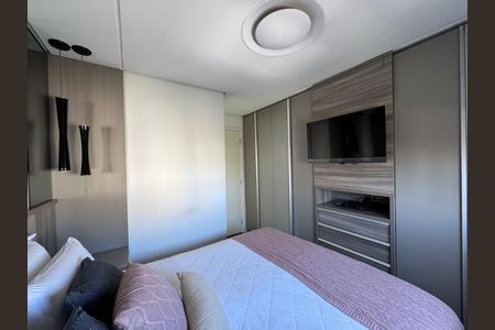 Apartamento à venda com 70m², 2 quartos e 2 vagas Apartamento à venda com 70m², 2 quartos e 2 vagasQuarto