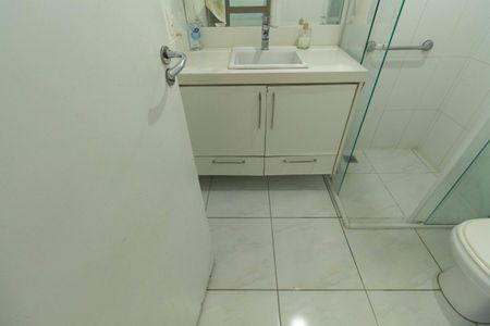 Casa para alugar com 120m², 3 quartos e 2 vagasBanheiro