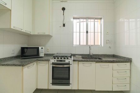 Casa para alugar com 120m², 3 quartos e 2 vagasCozinha