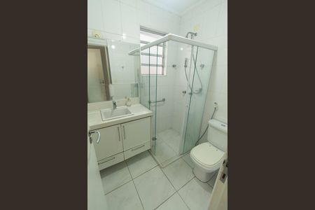 Casa para alugar com 120m², 3 quartos e 2 vagasBanheiro