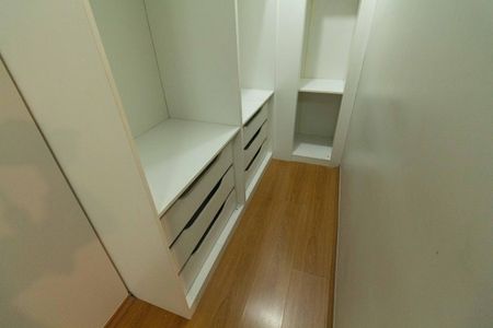 Casa para alugar com 120m², 3 quartos e 2 vagasCloset do quarto 1