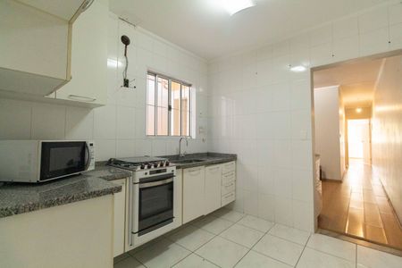 Casa para alugar com 120m², 3 quartos e 2 vagasCozinha