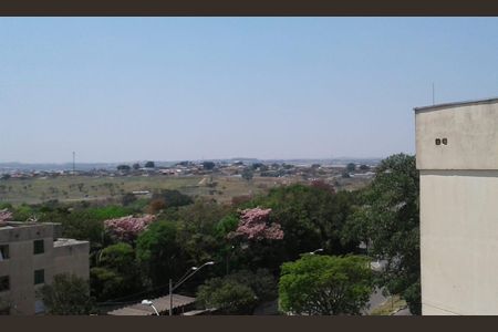 Apartamento à venda com 58m², 2 quartos e sem vagaVista