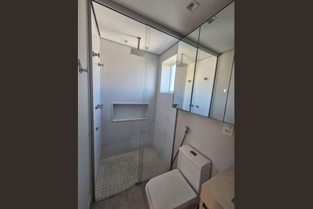 Apartamento para alugar com 81m², 2 quartos e 2 vagasBanheiro