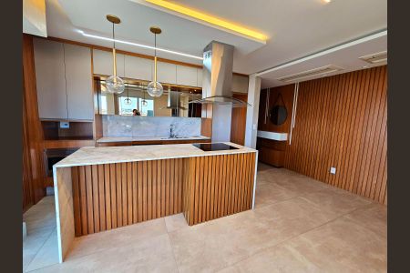 Apartamento para alugar com 81m², 2 quartos e 2 vagasCozinha