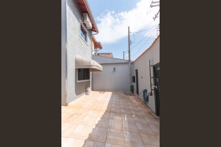 Casa à venda com 198m², 3 quartos e 4 vagasGaragem