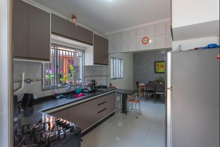 Casa à venda com 198m², 3 quartos e 4 vagasCozinha