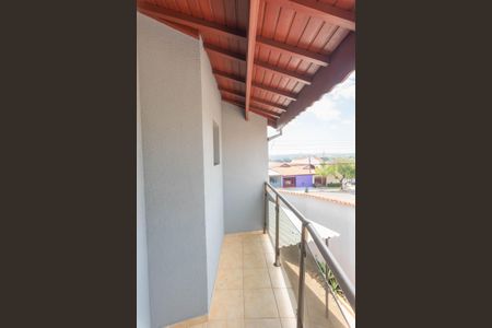 Casa à venda com 198m², 3 quartos e 4 vagasVaranda do Quarto 1
