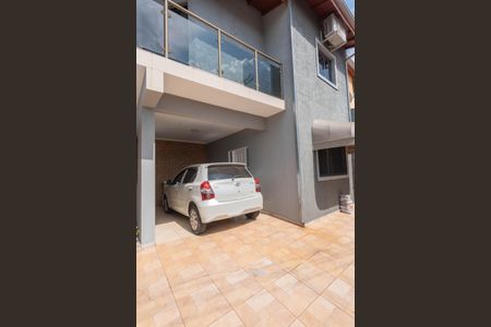 Casa à venda com 198m², 3 quartos e 4 vagasGaragem